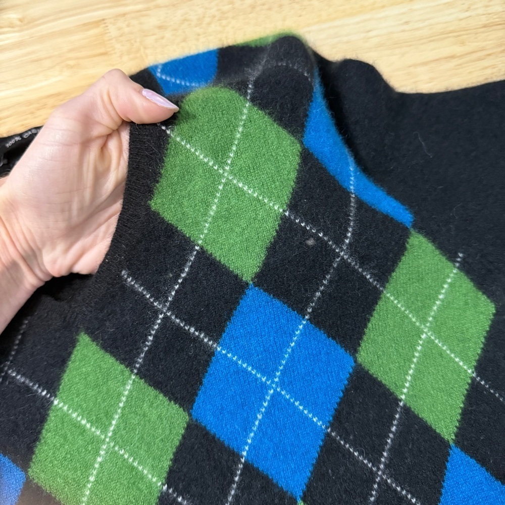 Apt. 9 Cashmere Argyle V-Neck Sweater - Picture 8 of 11